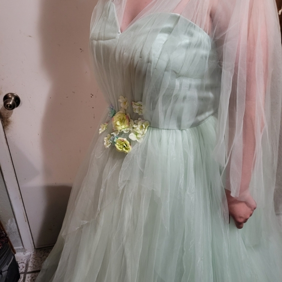 Plus Size Tulle Floral Gown - Picture 10 of 15